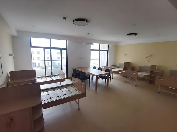 怎么入深户_偶遇何猷君穿两年前的增高鞋，奚梦瑶外八严重 奚重点根据仰特基督教信