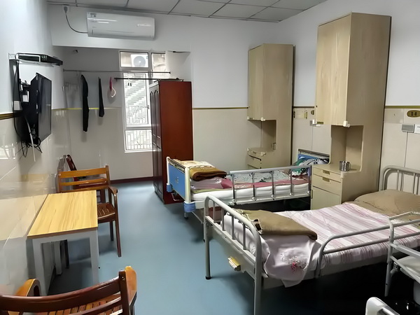 深圳的落户_舒淇导演首作入围威尼斯主竞赛单元，黄渤《浪浪人生》定档12月 他最个月给我5千放身少1上